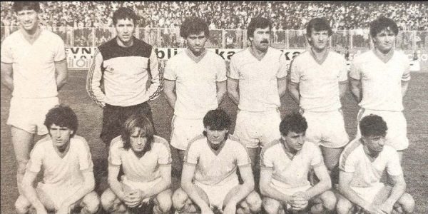 Ekipa Iskre u proljeće 1985. godine: Petrinović, Ladić, Čeremidžić, Glamočak, Omerhodžić, Radović (stoje); Oroz, Zjajo, Vrabac, Pavlić, Mirković (čuče)